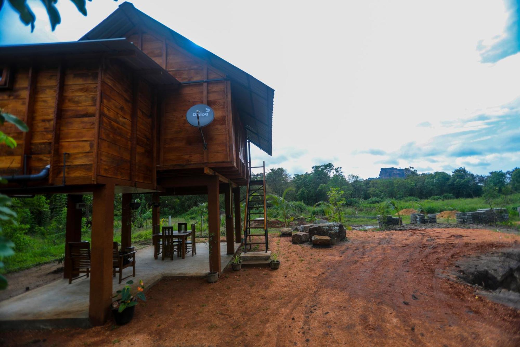 Вилла Lion Wood Treehouse Talkote Экстерьер фото