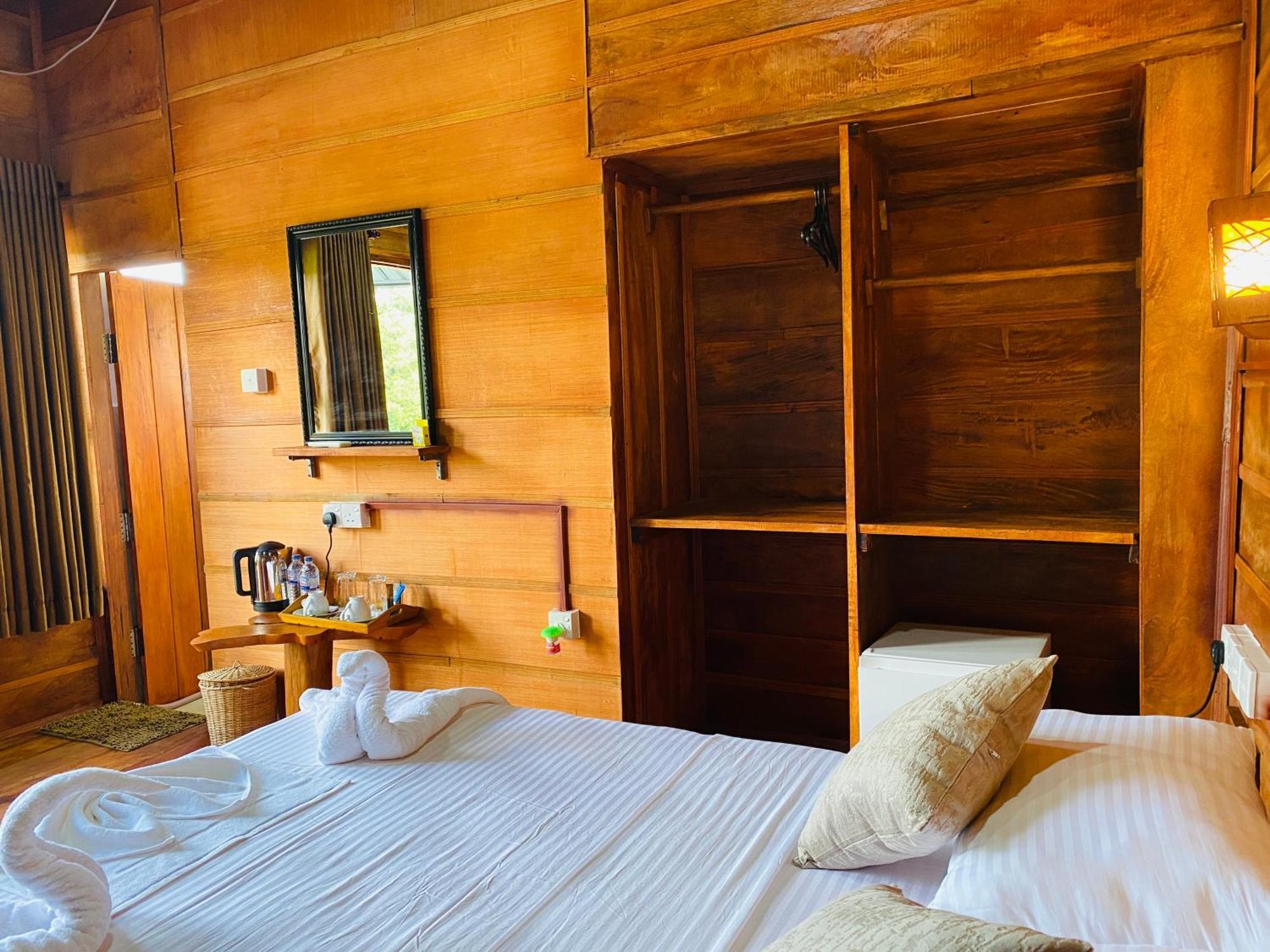 Вилла Lion Wood Treehouse Talkote Экстерьер фото