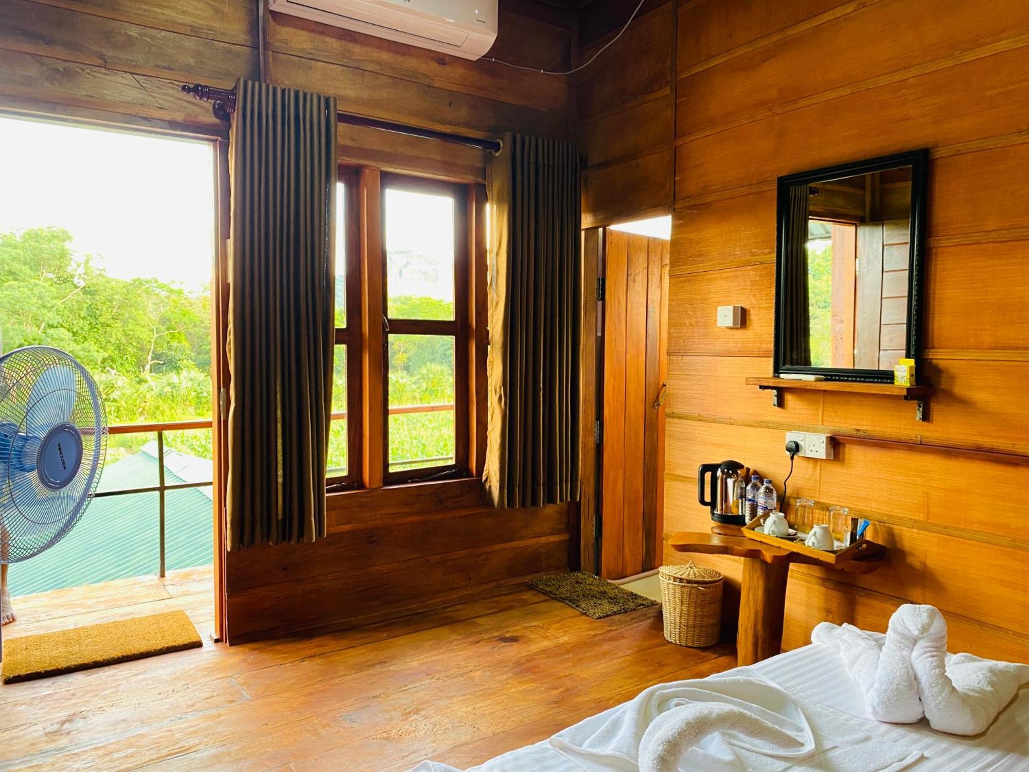 Вилла Lion Wood Treehouse Talkote Экстерьер фото